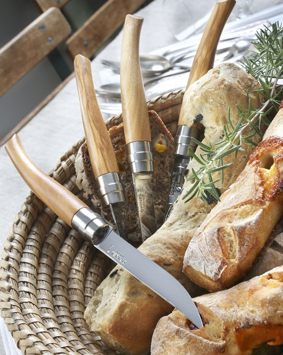 Table on sale knife set